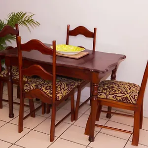 https://cozy-waterloo-apartment.hotelsochorios.net